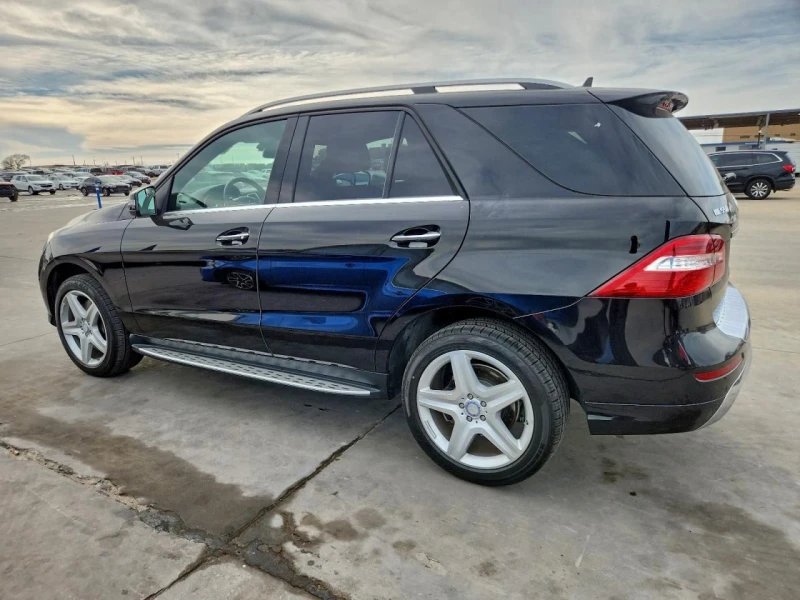 Mercedes-Benz ML 550, снимка 2 - Автомобили и джипове - 53095420