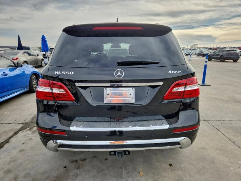Mercedes-Benz ML 550, снимка 6 - Автомобили и джипове - 53095420