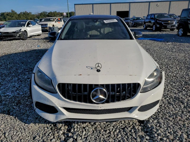 Mercedes-Benz C 300 4MATIC, снимка 5 - Автомобили и джипове - 53131601