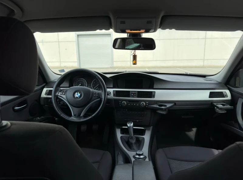 BMW 320 E91, снимка 5 - Автомобили и джипове - 53536800