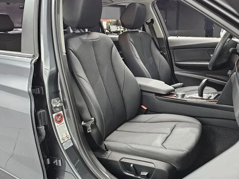 BMW 320, снимка 11 - Автомобили и джипове - 56690255