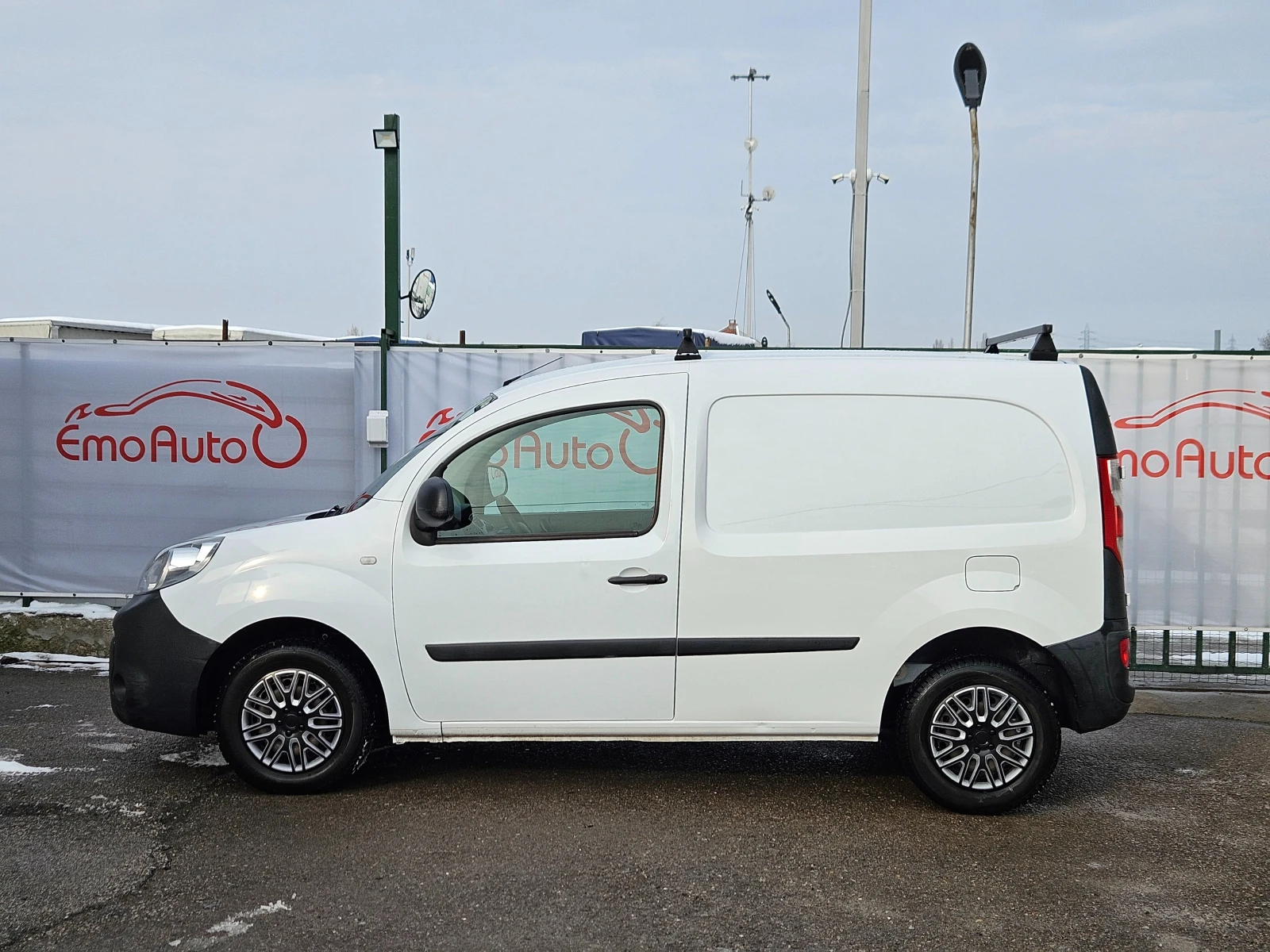 Renault Kangoo 1.5DCI/90k.c./КЛИМАТИК/БЛУТУТ/EURO 6B/ПЕРФЕКТНА!!! - изображение 7