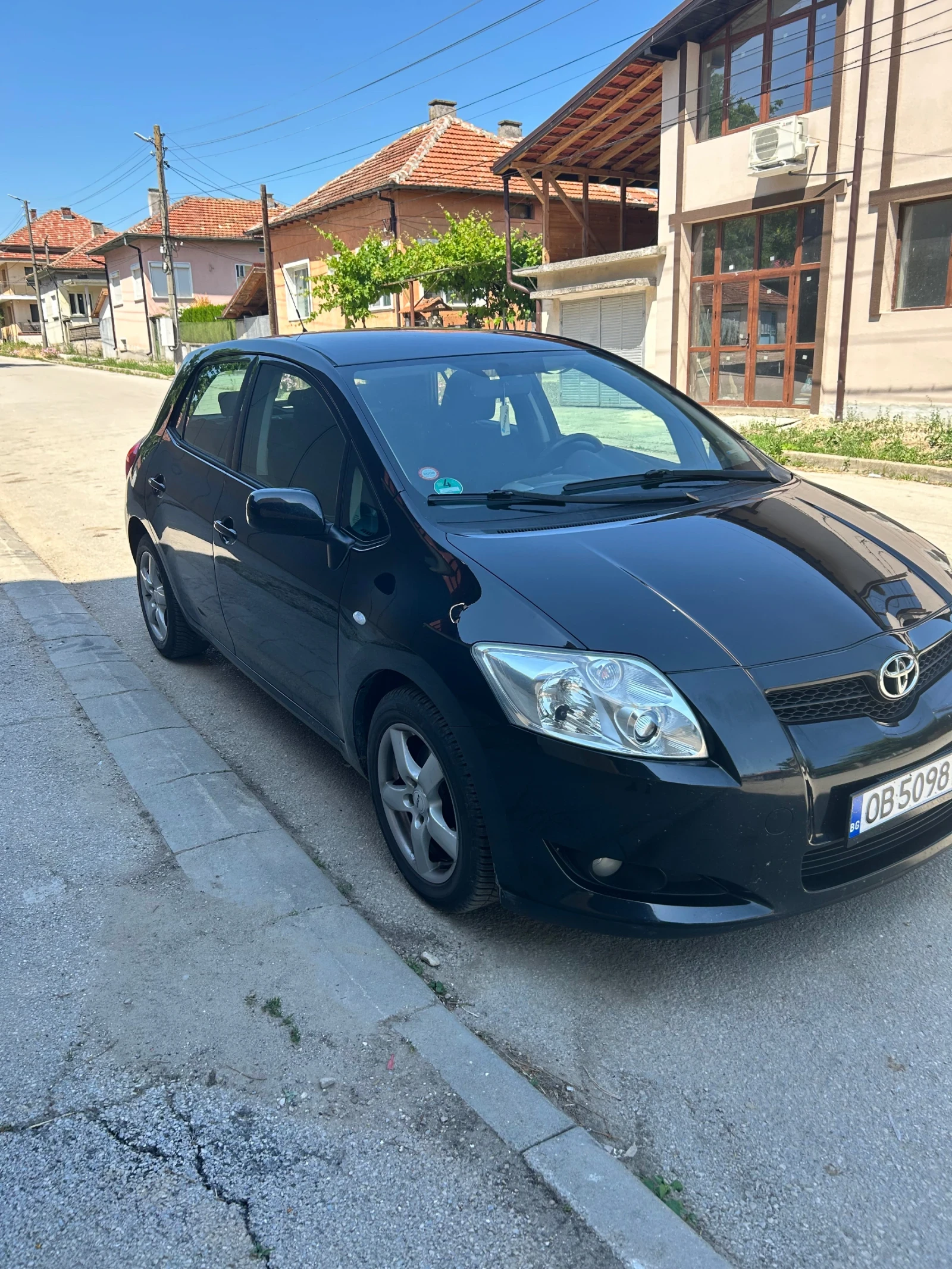 Toyota Auris  - изображение 3