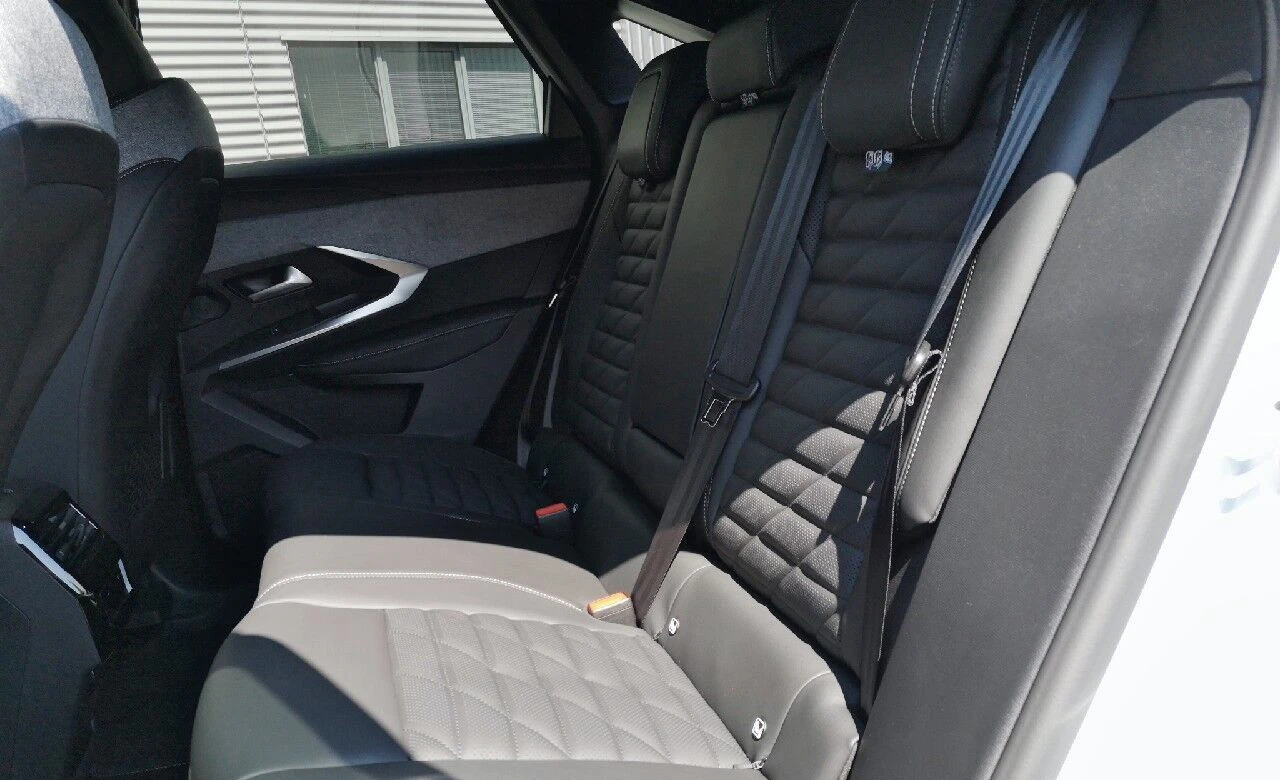 Peugeot 3008 ELECTRO/210HP/GT/360/PANO/NAVI/LED/AMBI/KLESS/568v | Mobile.bg   11