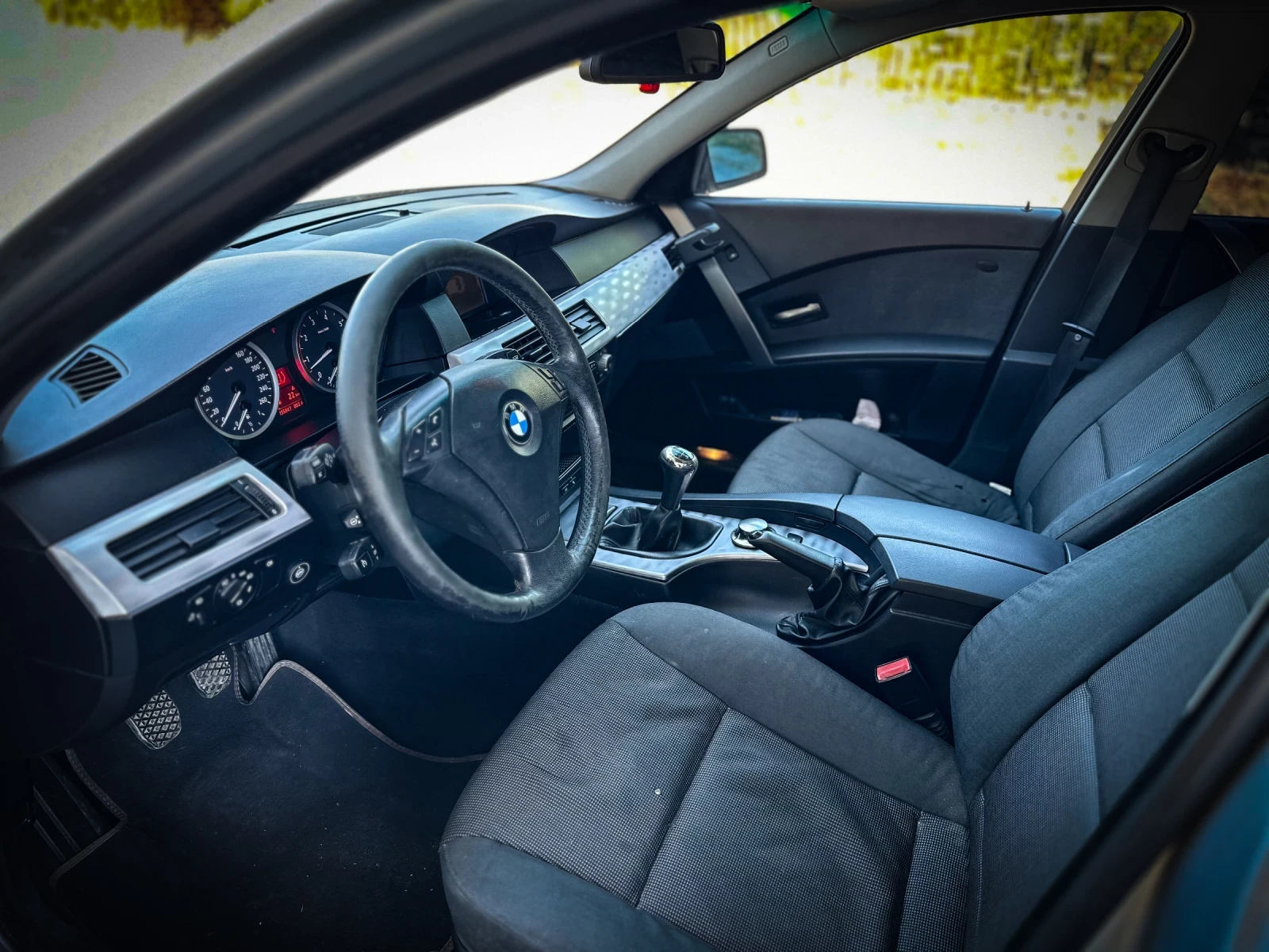 BMW 525 = ГАЗ= 6 скорости= NAVI=  - изображение 5