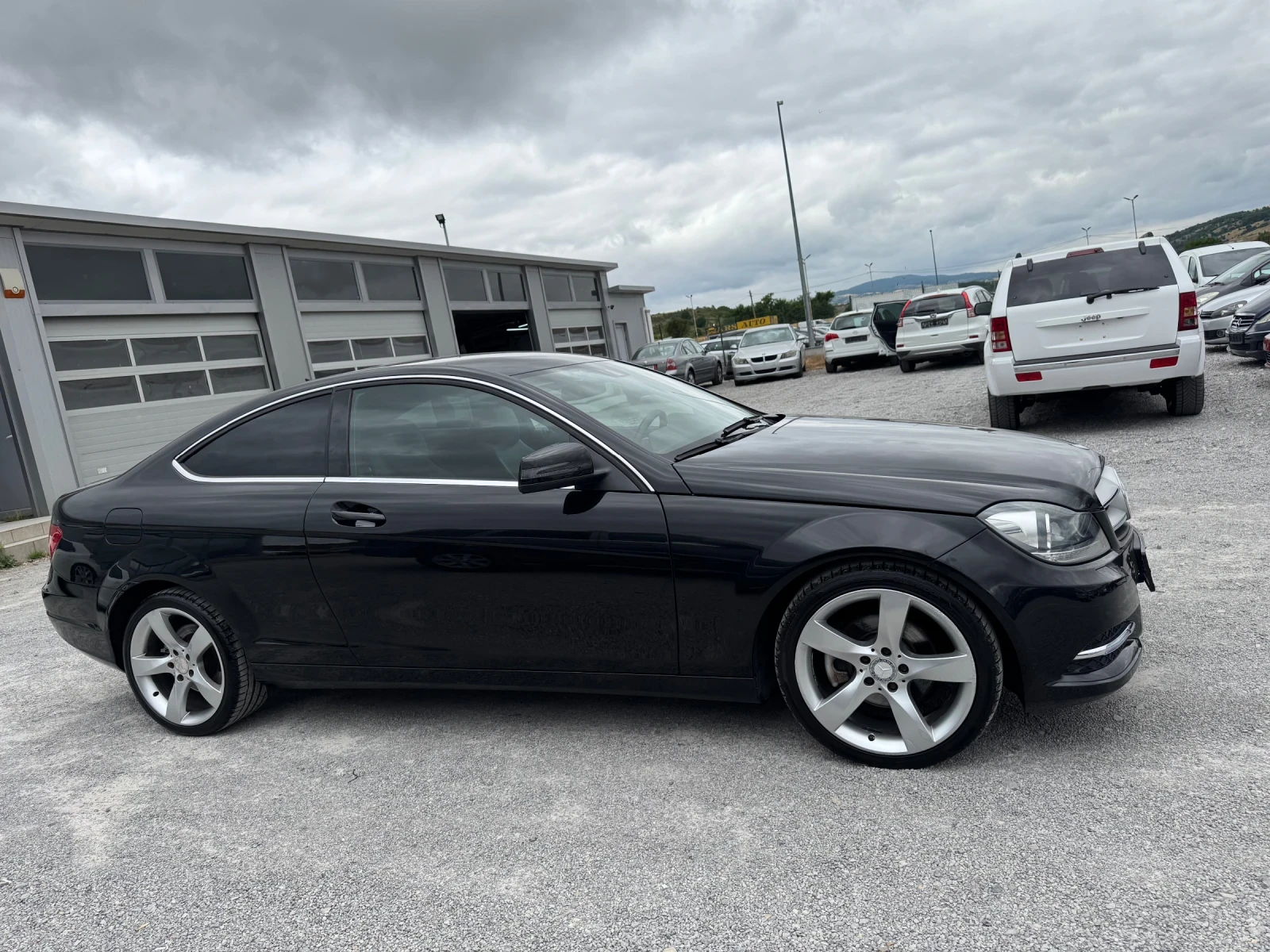 Mercedes-Benz C 220 AMG STYLE/AUTOMATIC/165.000км/XENON/NAVI/FULL/NEW/ - изображение 7