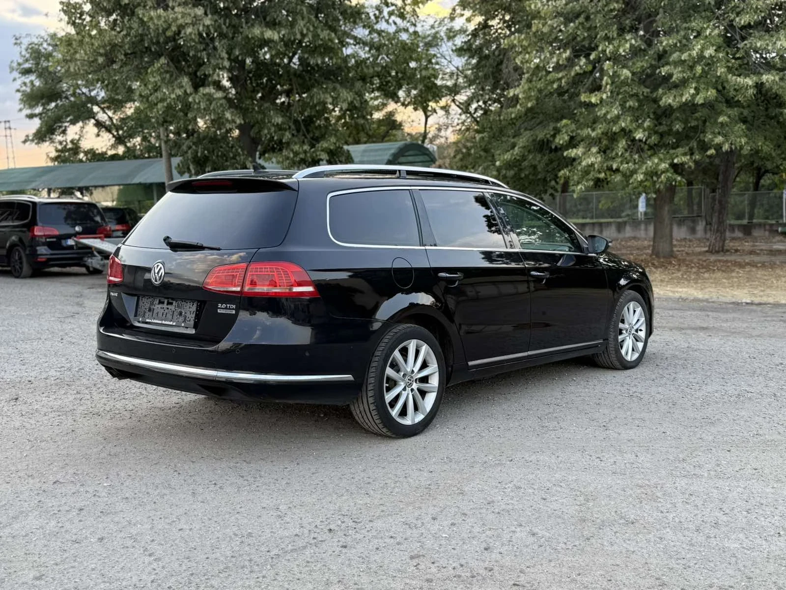 VW Passat 2.0 tdi HIGHLINE R-Line - изображение 7