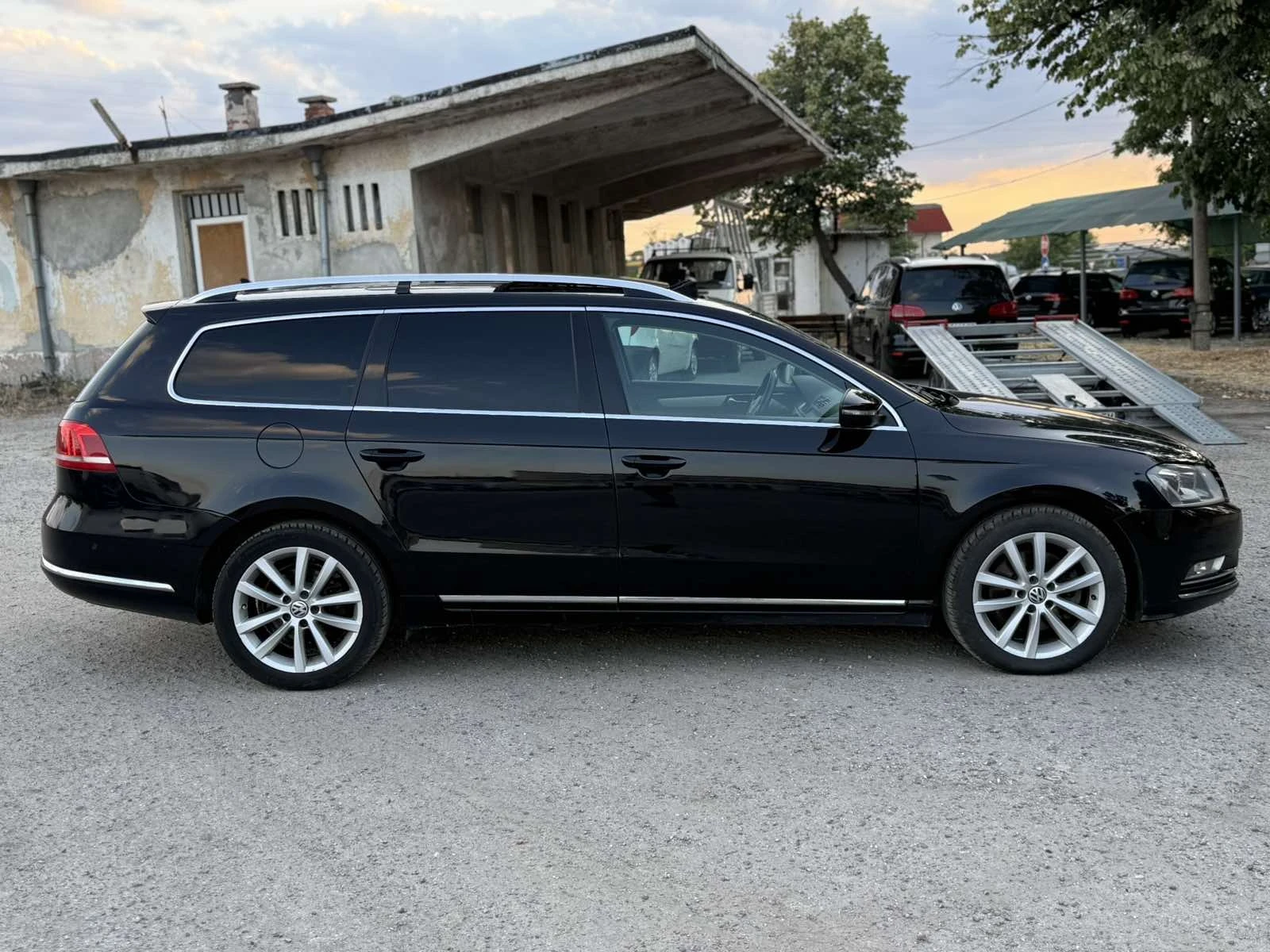 VW Passat 2.0 tdi HIGHLINE R-Line - изображение 4