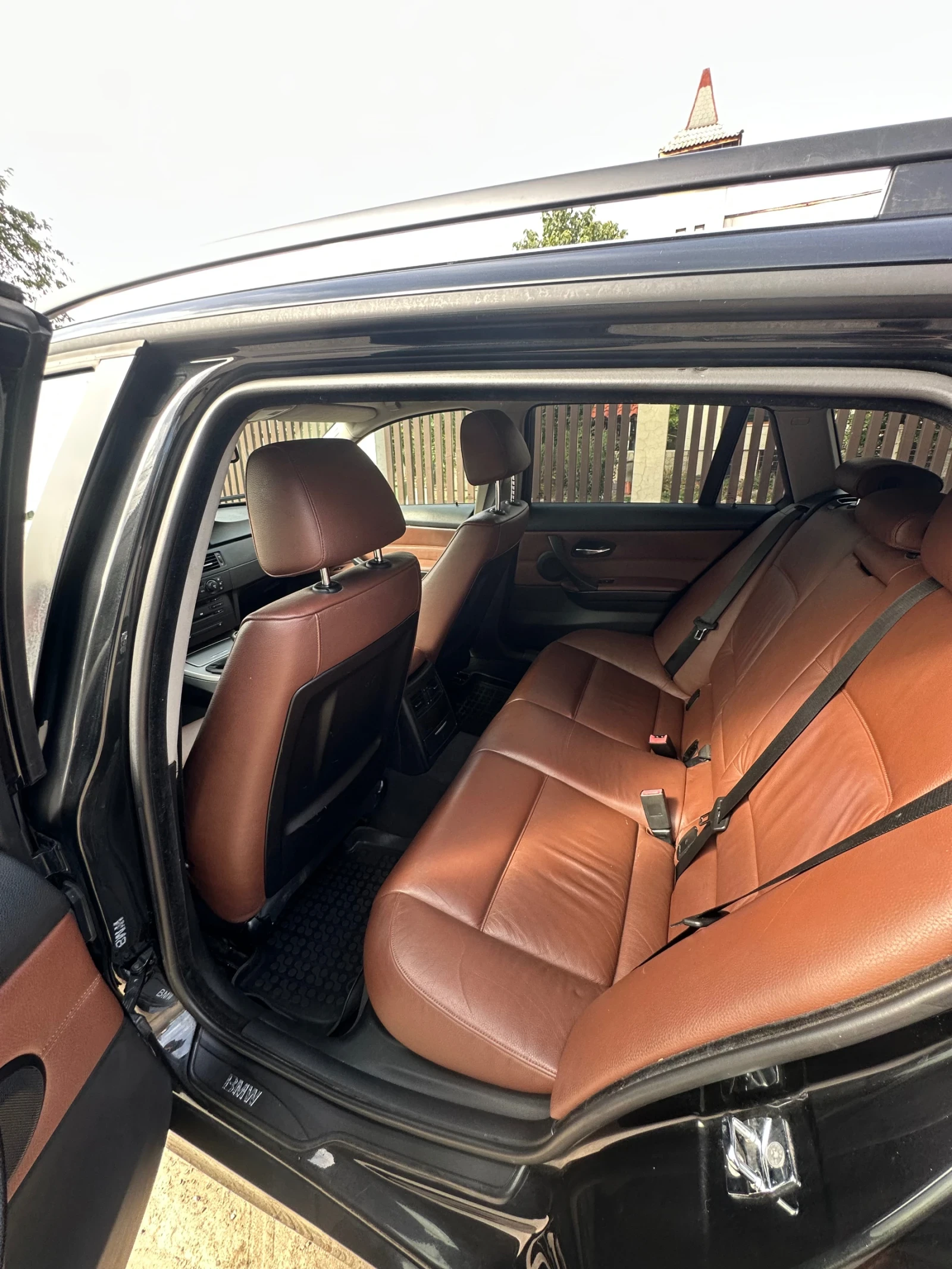 BMW 320  - изображение 9