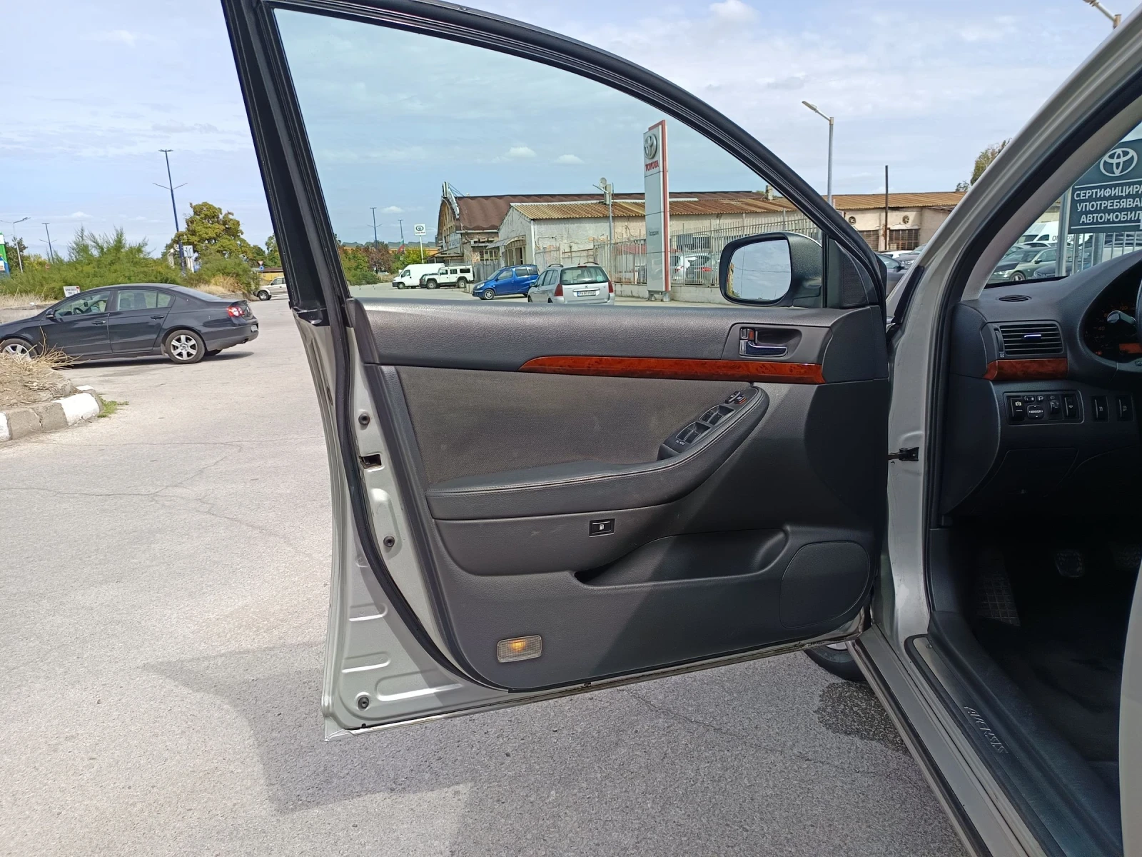 Toyota Avensis | Mobile.bg   11