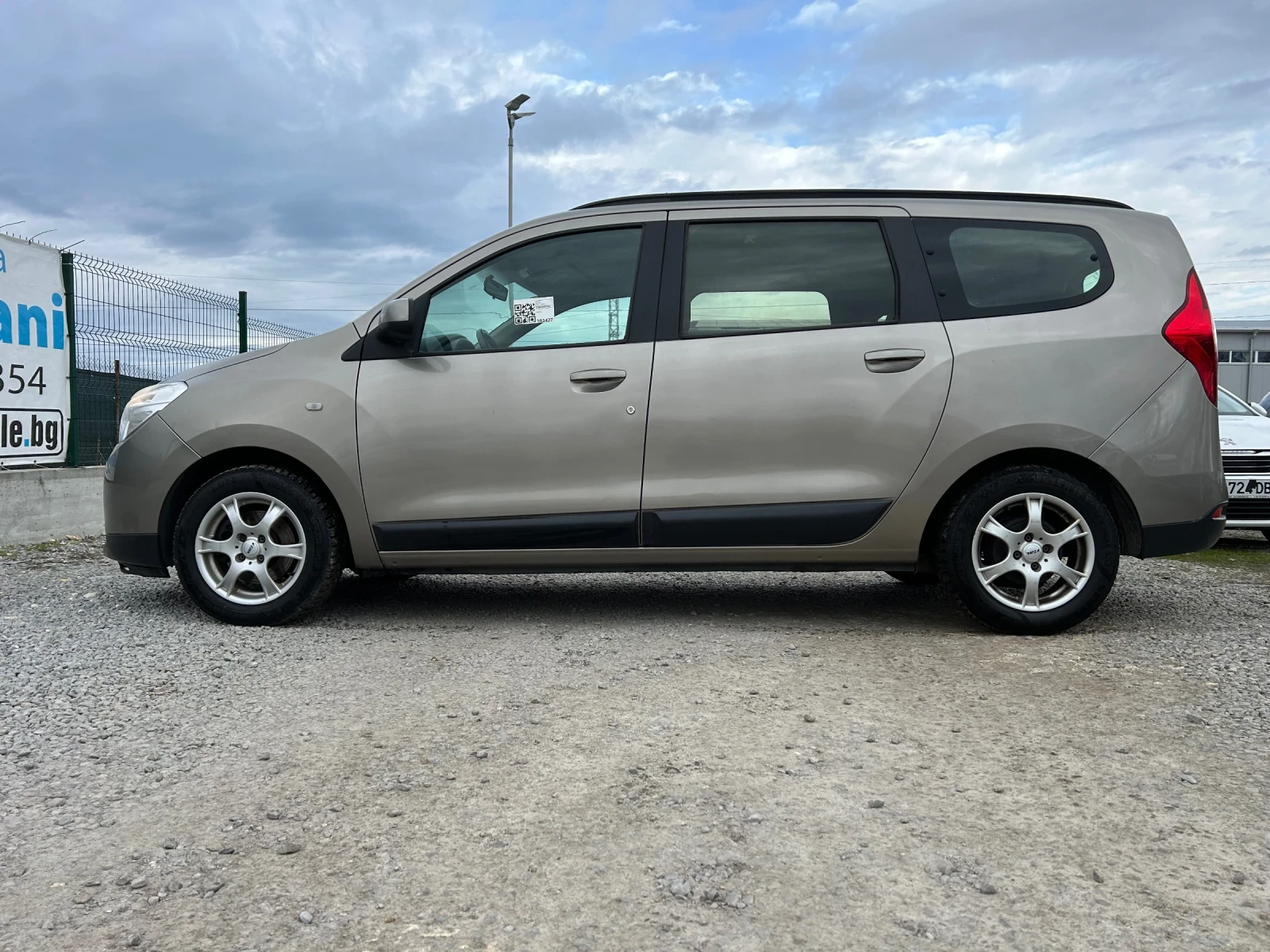 Dacia Lodgy 1.5DCi/ 7 �����/110�.�./6 �������� | Mobile.bg � ����������� 3