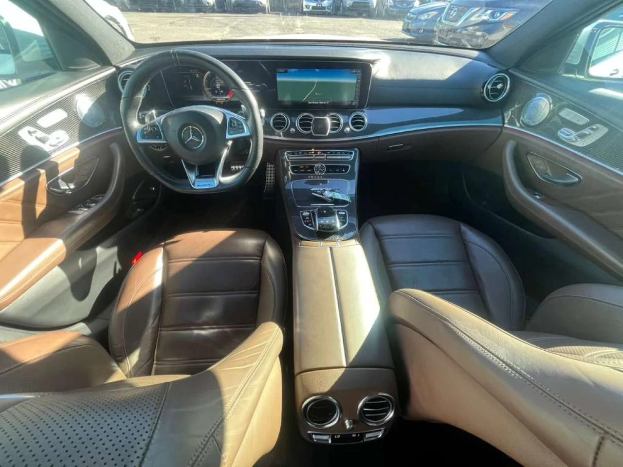 Mercedes-Benz E 63 AMG  - изображение 6