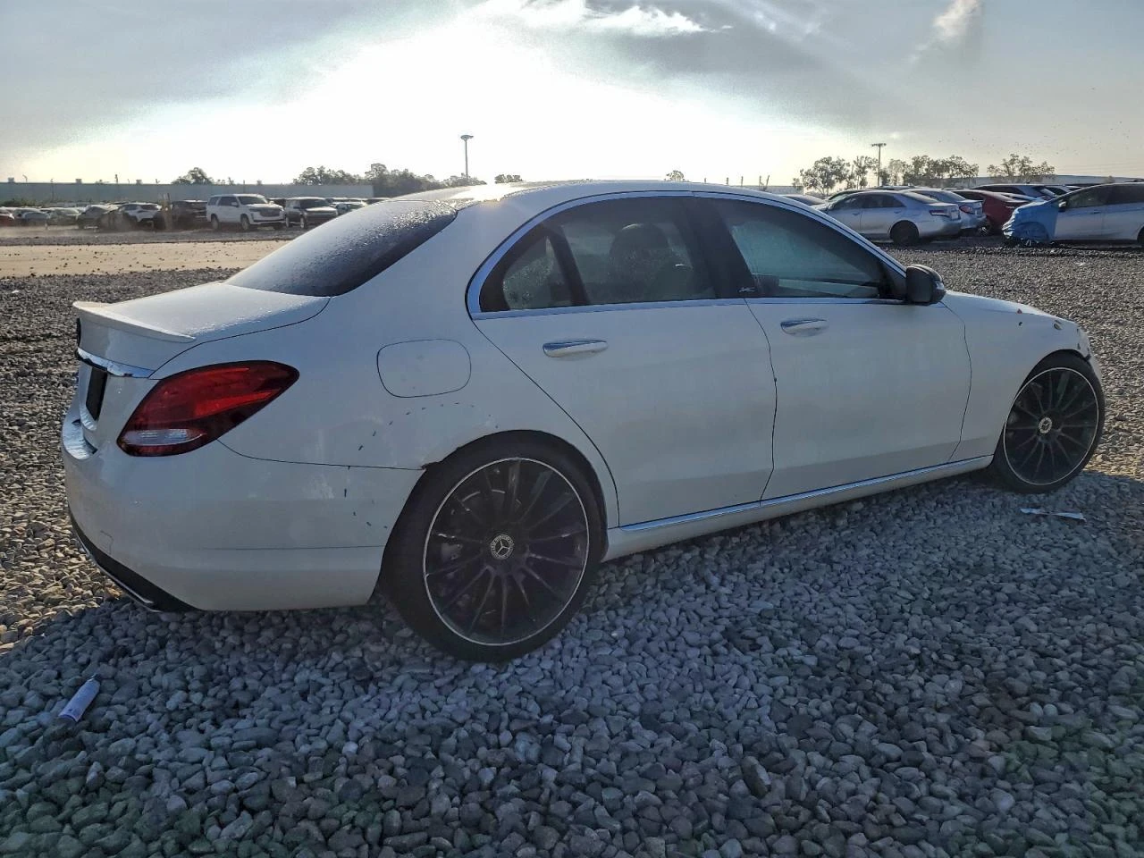 Mercedes-Benz C 300 4MATIC - изображение 3