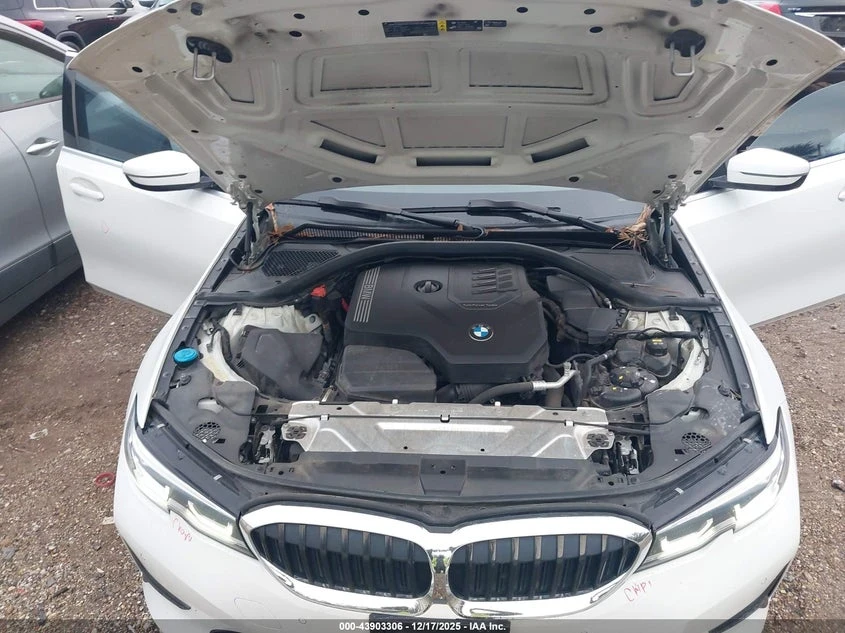 BMW 330, снимка 10 - Автомобили и джипове - 53891697