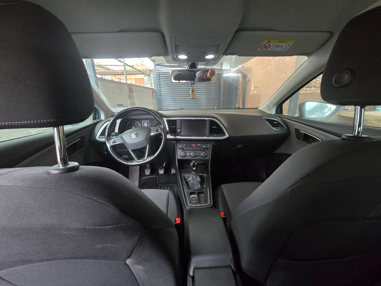 Seat Leon 1.4, снимка 3 - Автомобили и джипове - 54603075