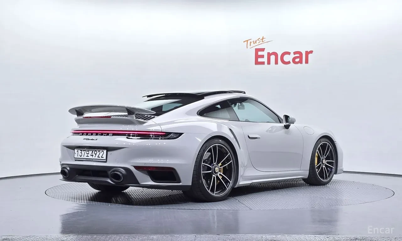 Porsche 911 Turbo S | ПАНОРАМА | ОБДУХ | 360 КАМЕРИ, снимка 3 - Автомобили и джипове - 54766470
