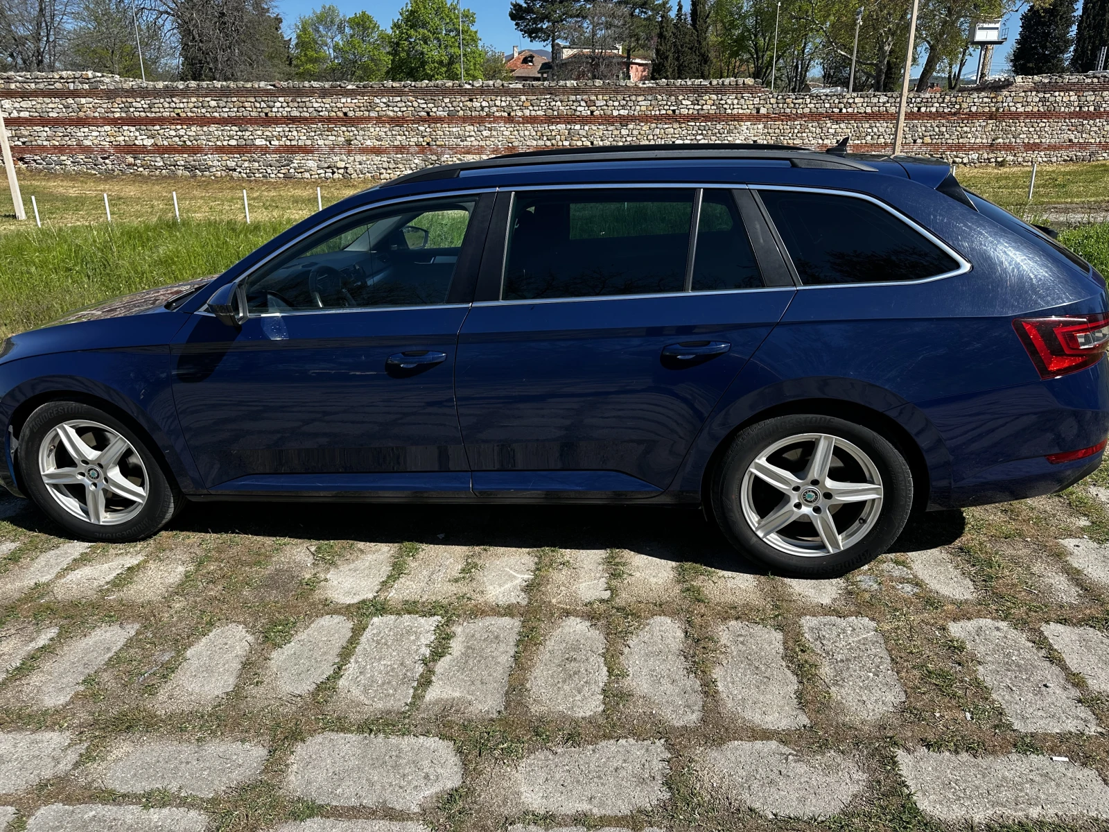 Skoda Superb, снимка 3 - Автомобили и джипове - 54793638