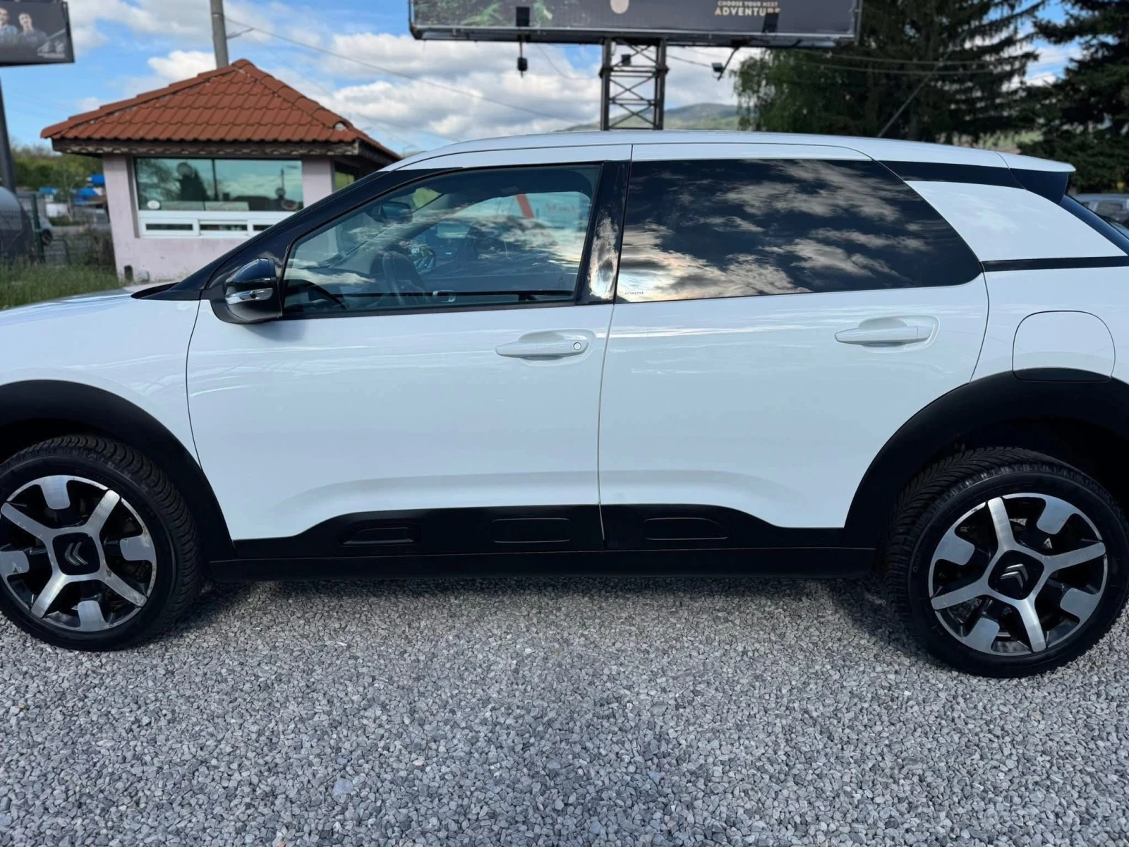 Citroen C4 Cactus 1.5HDi Shine ТОП СЪСТОЯНИЕ , снимка 7 - Автомобили и джипове - 55268788