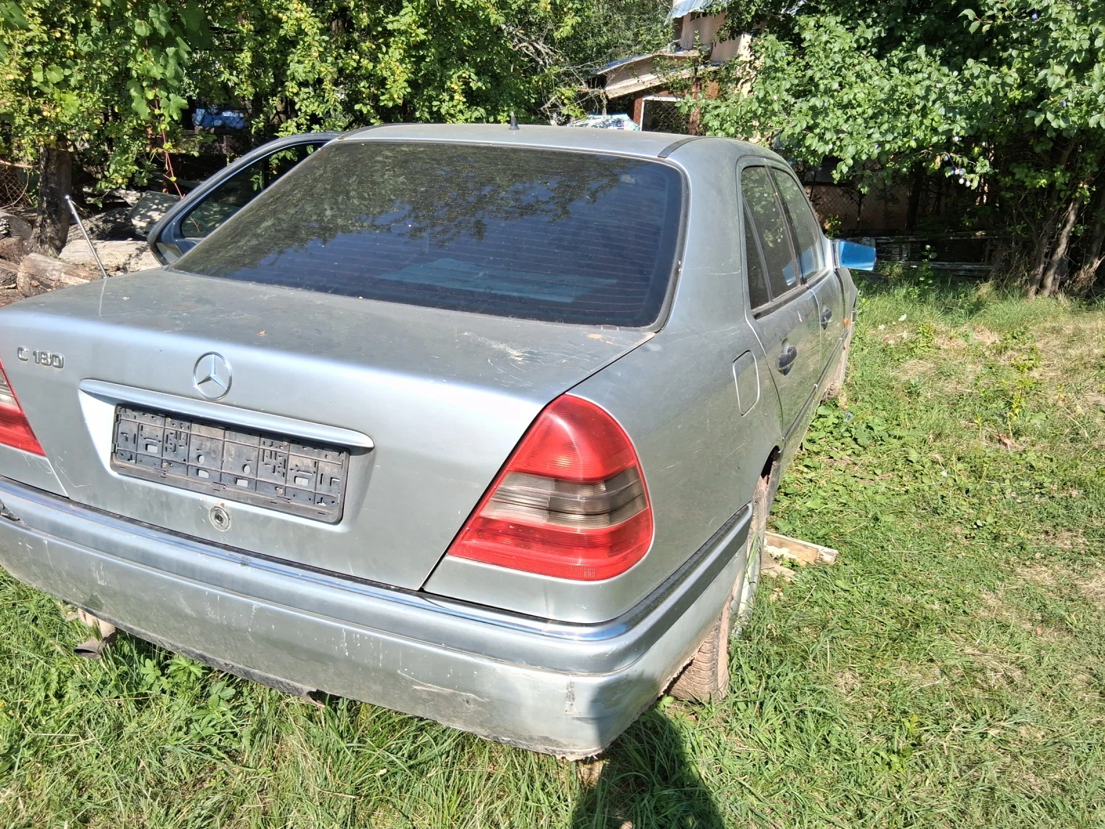 Mercedes-Benz C 180, снимка 6 - Автомобили и джипове - 55556824