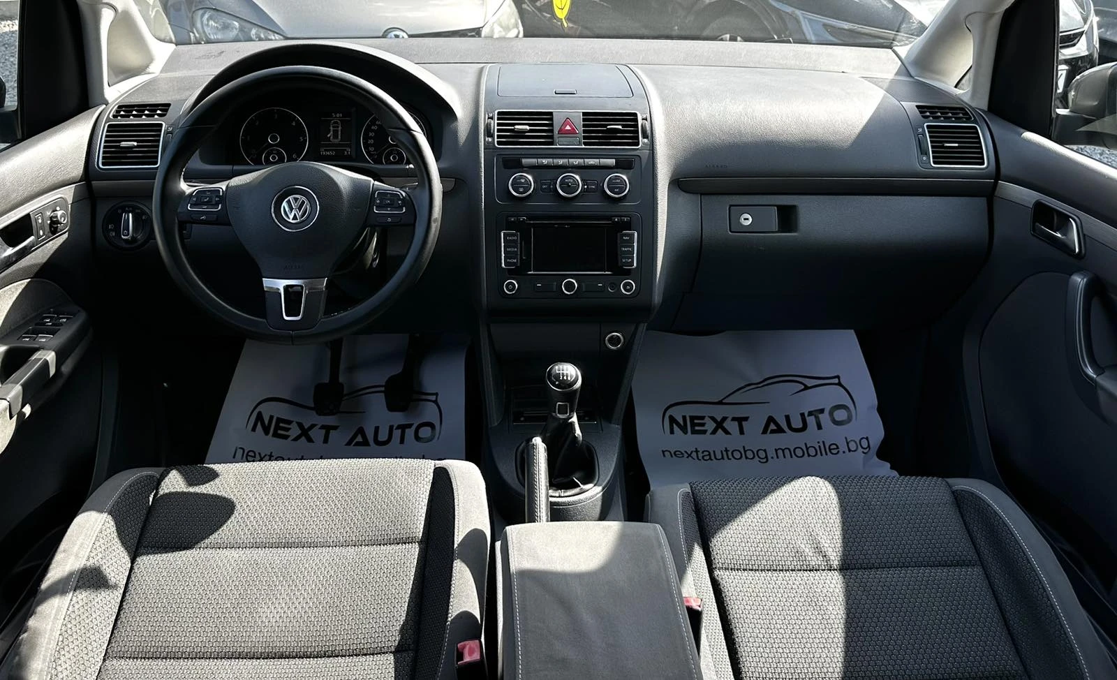 VW Touran 1.6TDI 105HP NAVI EURO5B, снимка 9 - Автомобили и джипове - 55902201