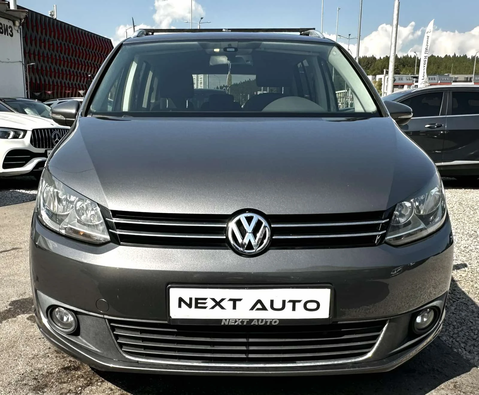 VW Touran 1.6TDI 105HP NAVI EURO5B, снимка 2 - Автомобили и джипове - 55902201