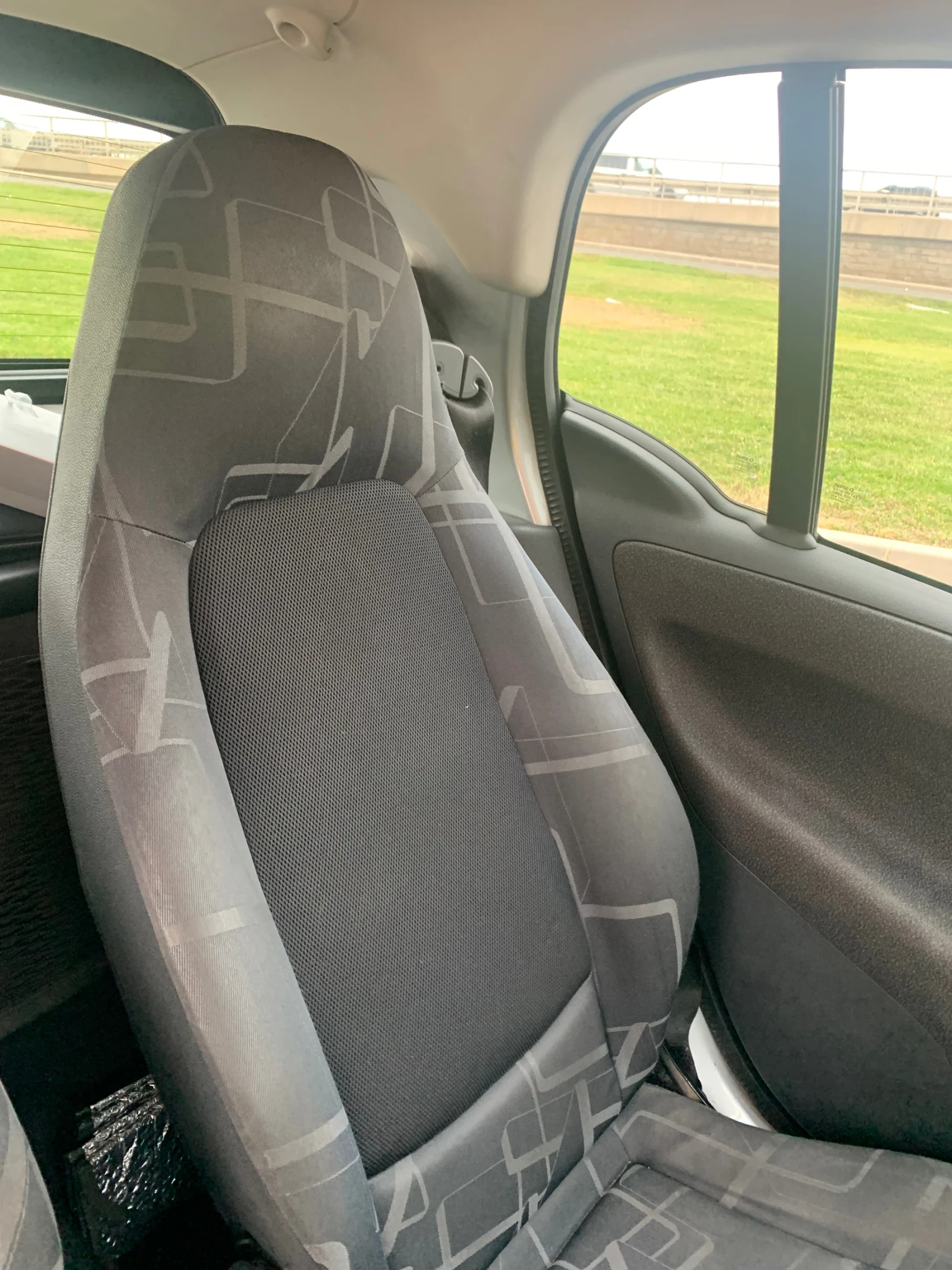 Smart Fortwo, снимка 12 - Автомобили и джипове - 56116169