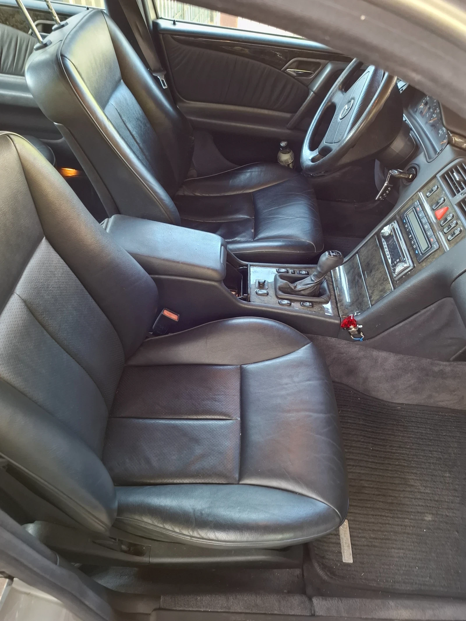 Mercedes-Benz E 200 W210, снимка 11 - Автомобили и джипове - 56423037