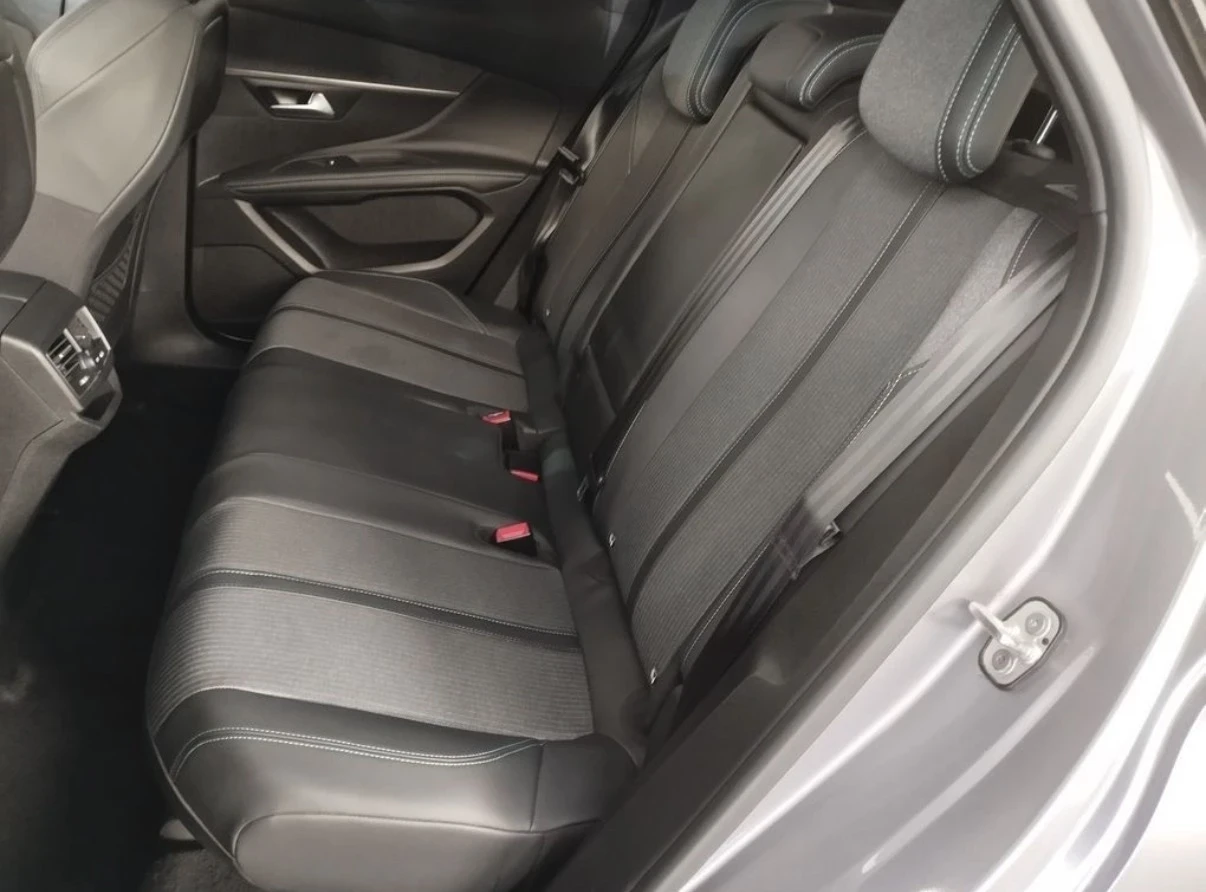 Peugeot 3008 1.2 ALLURE, снимка 9 - Автомобили и джипове - 56748027