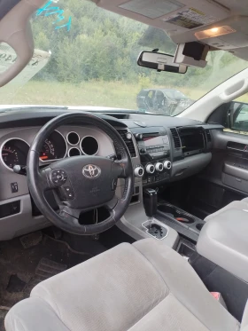 Toyota Sequoia 5.7, снимка 10