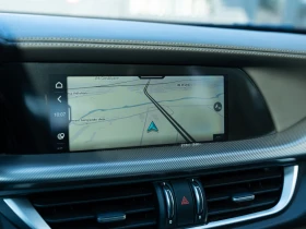 Alfa Romeo Stelvio Veloce Q4, снимка 11