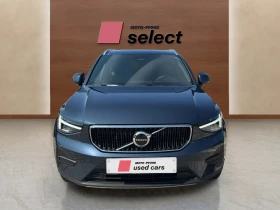 Volvo XC40 2.0 B3, снимка 3