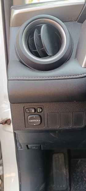 Toyota Rav4 2.5 Бензин Хибрид, снимка 9