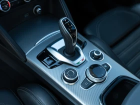 Alfa Romeo Stelvio Veloce Q4 - 37300 € / 72952.46 лв. - 50281678 12