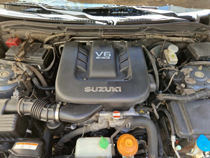 Suzuki Grand vitara 2.7 V6, снимка 10 - Автомобили и джипове - 45626795