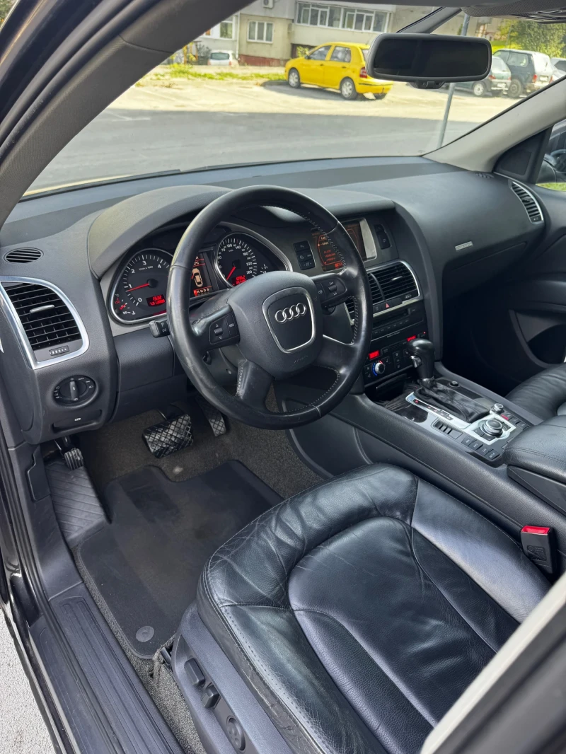 Audi Q7 3.0TDI, снимка 6 - Автомобили и джипове - 47476552