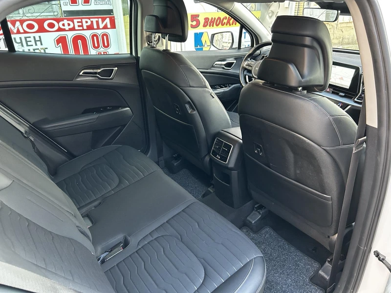 Kia Sportage, снимка 12 - Автомобили и джипове - 48705808