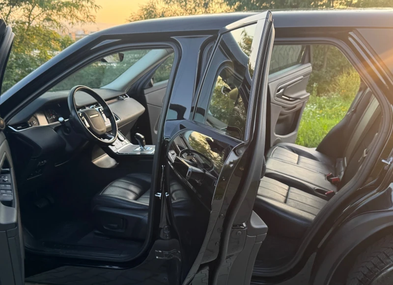 Land Rover Range Rover Evoque R-Dynamic, снимка 7 - Автомобили и джипове - 51475293