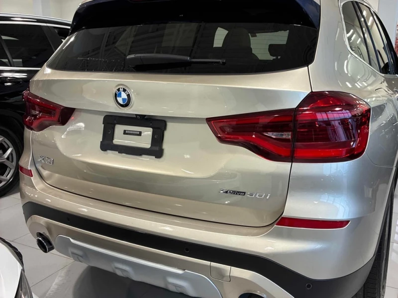 BMW X3 * xDrive30i * CARFAX * БЕЗ ПЪРВОНАЧАЛНА ВНОСКА, снимка 4 - Автомобили и джипове - 53063022