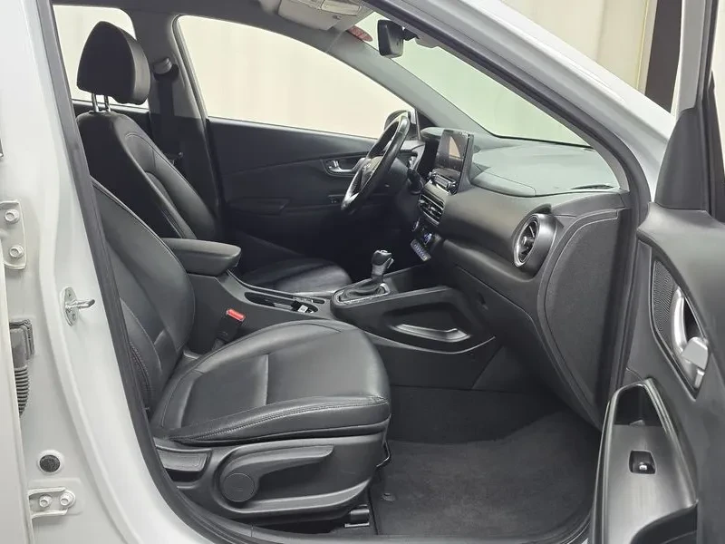 Hyundai Kona 1.6 TURBO 2WD SMART, снимка 10 - Автомобили и джипове - 55011694