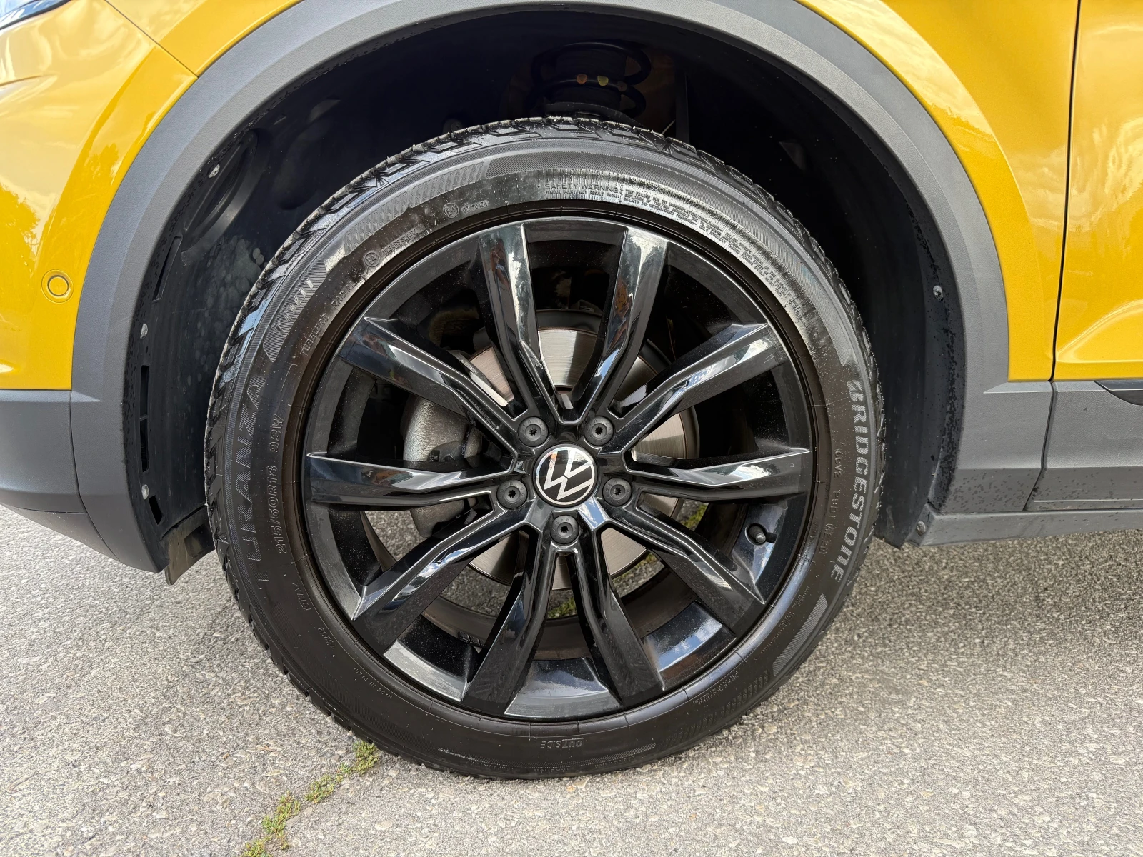 VW T-Roc Sport 1.5 TSI ACT OPF - изображение 4