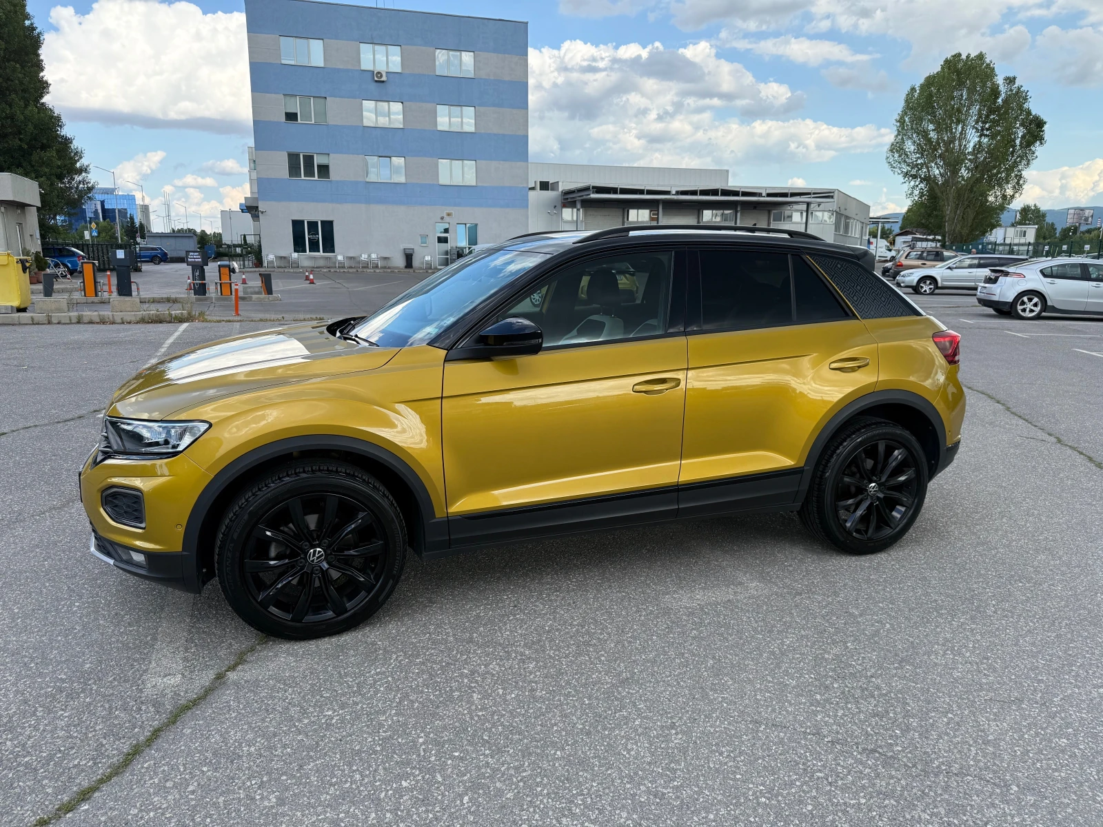 VW T-Roc Sport 1.5 TSI ACT OPF - изображение 3