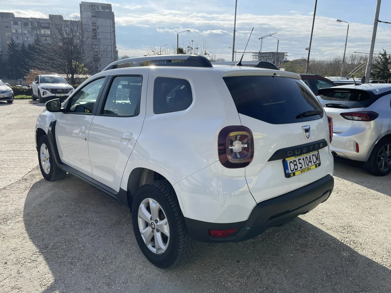 Dacia Duster 1.3 TCe 130hp 4x4 N1 - изображение 4