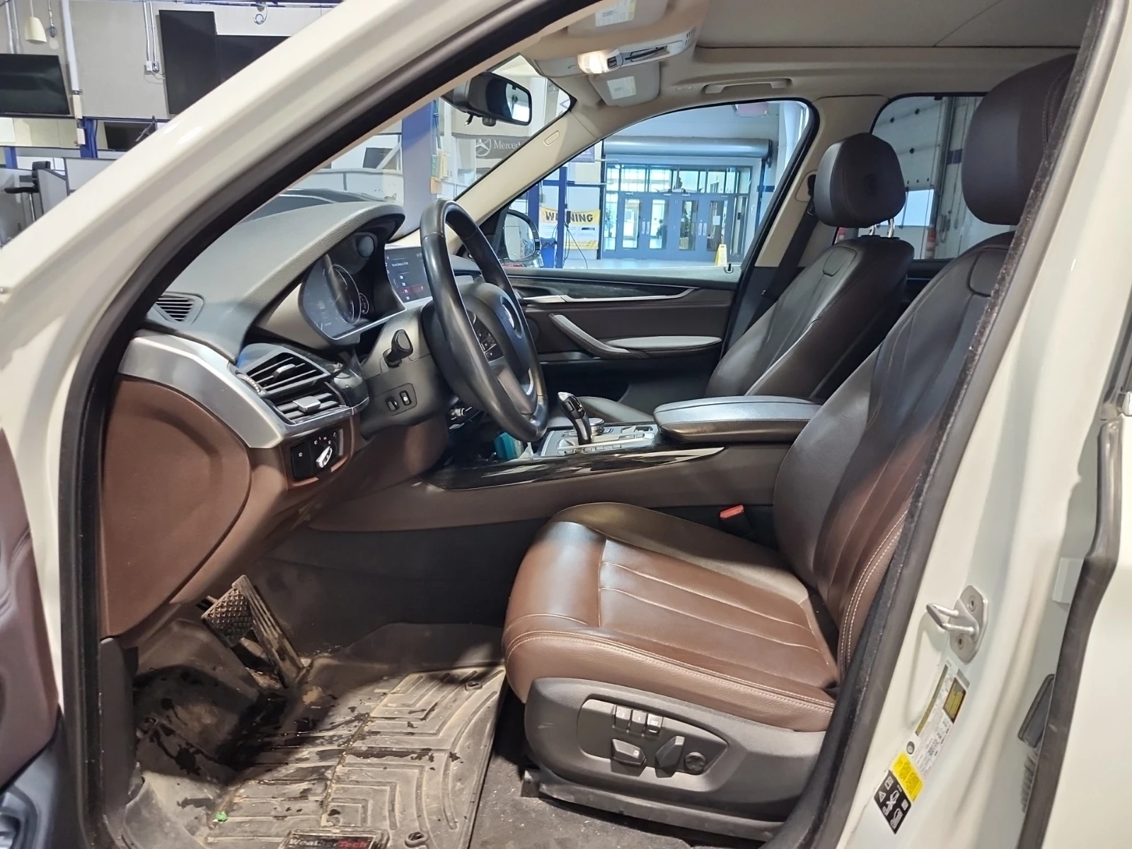 BMW X5 xDrive35i - изображение 5