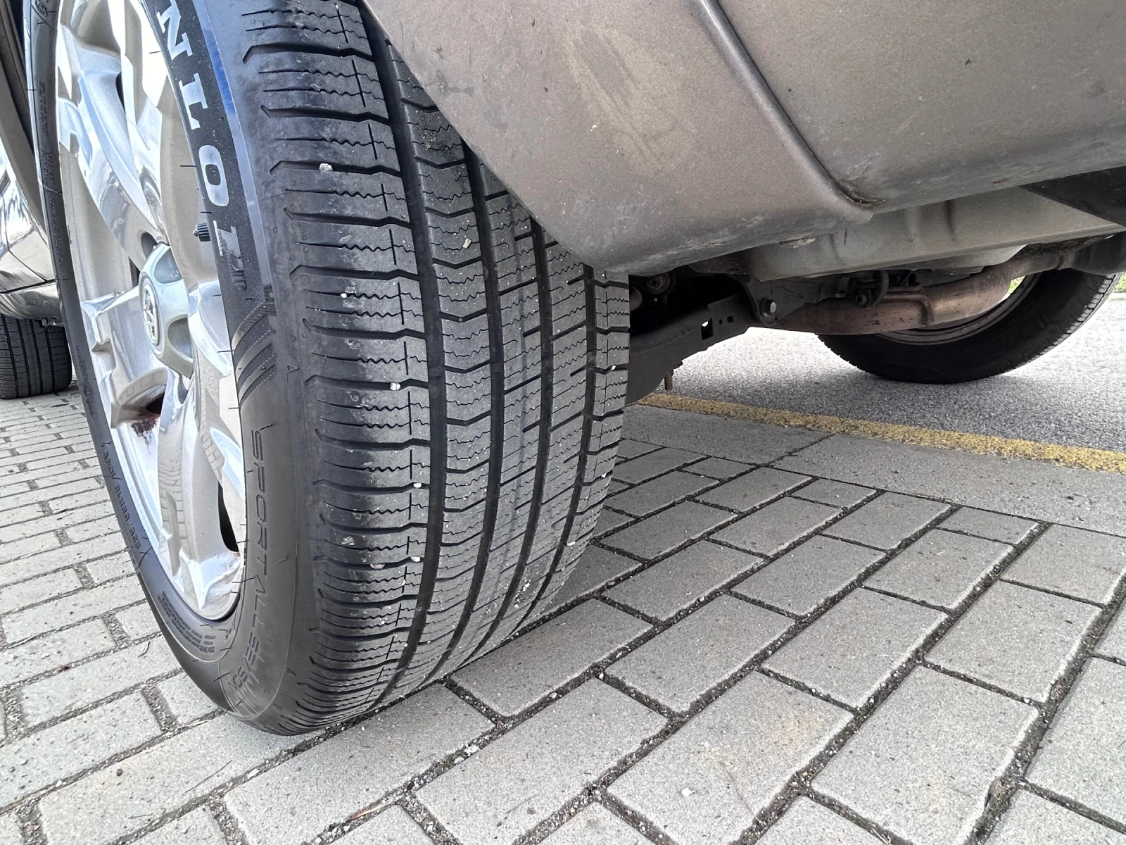 Toyota Rav4 CROSSOVER-FACELIFT-AUTOMATIC-NAVI-КОЖА-180хил!!!, снимка 6 - Автомобили и джипове - 54084209