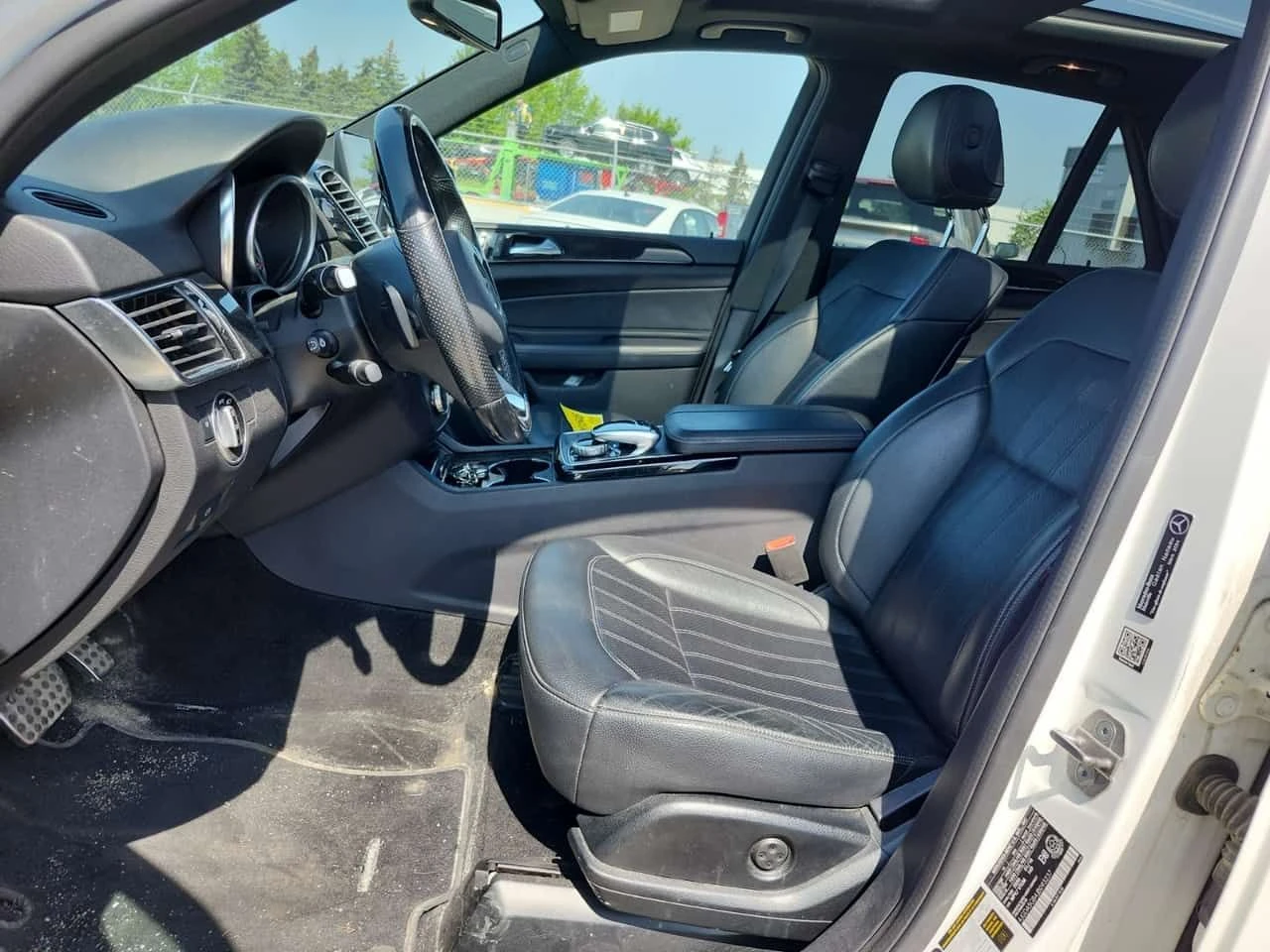 Mercedes-Benz GLE 400 | ПОДГРЕВ | ПАНОРАМА | ДВА КЛЮЧА | H K | , снимка 5 - Автомобили и джипове - 54609283