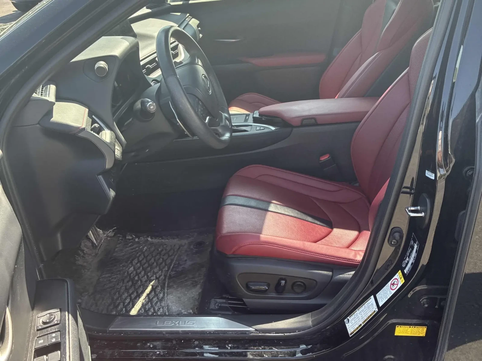 Lexus UX 250h 250h AWD * Hybrid* CARFAX* , снимка 15 - Автомобили и джипове - 54651116
