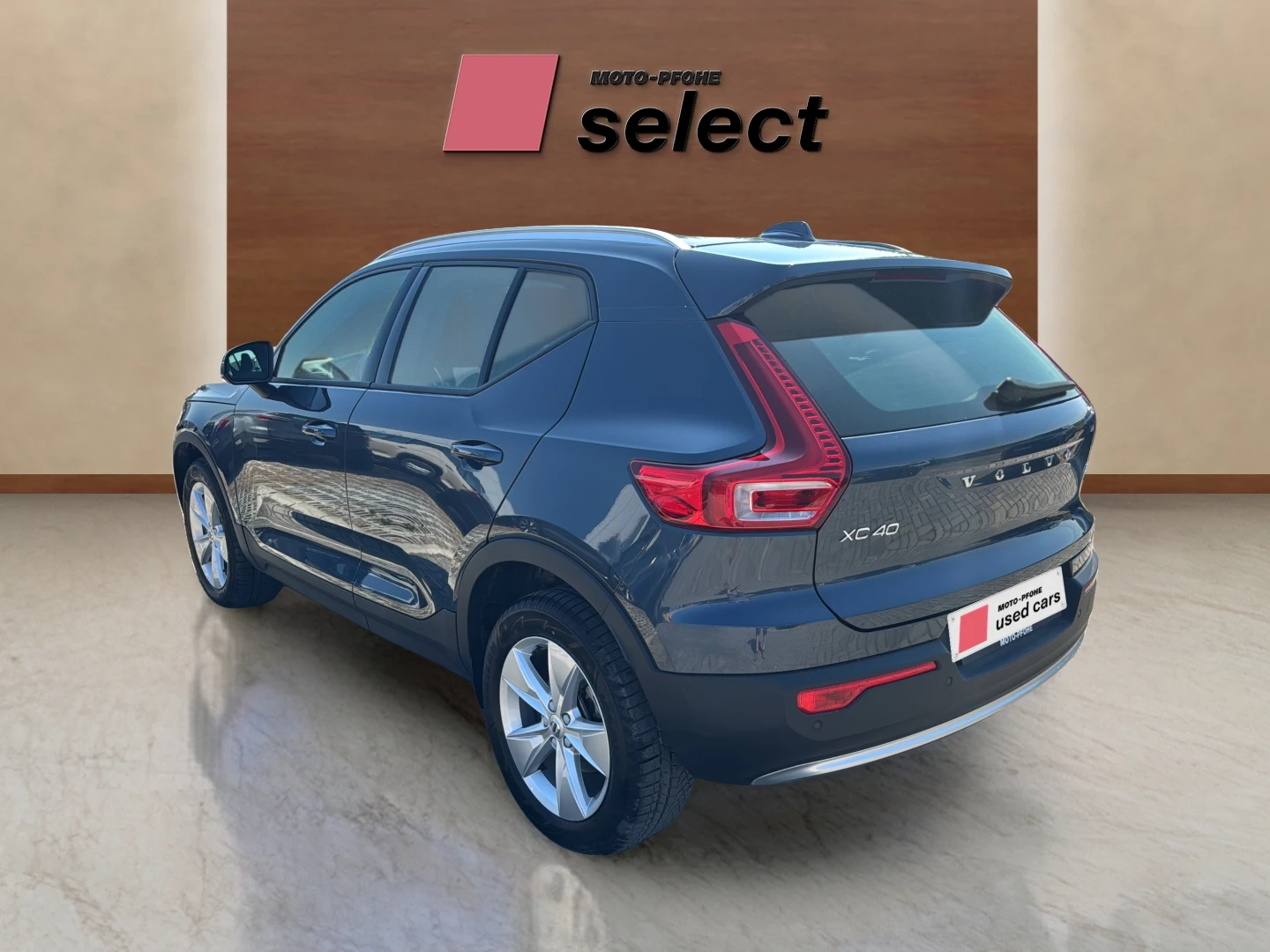 Volvo XC40 2.0 B3, снимка 6 - Автомобили и джипове - 55126021