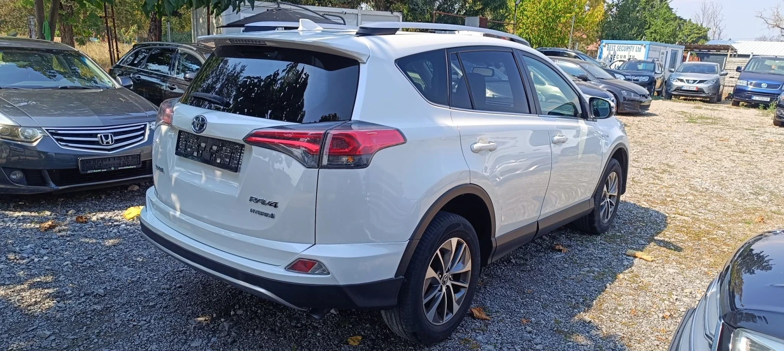Toyota Rav4 2.5 Бензин Хибрид, снимка 5 - Автомобили и джипове - 55707334