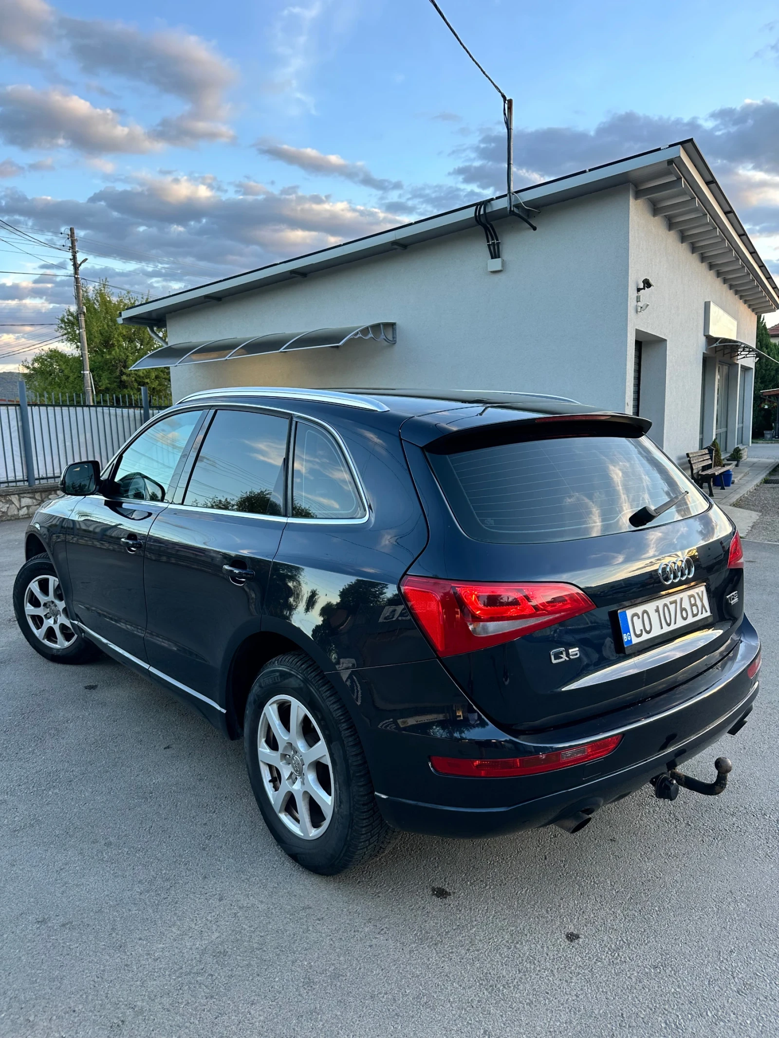 Audi Q5 2.0tfsi, снимка 5 - Автомобили и джипове - 55954817