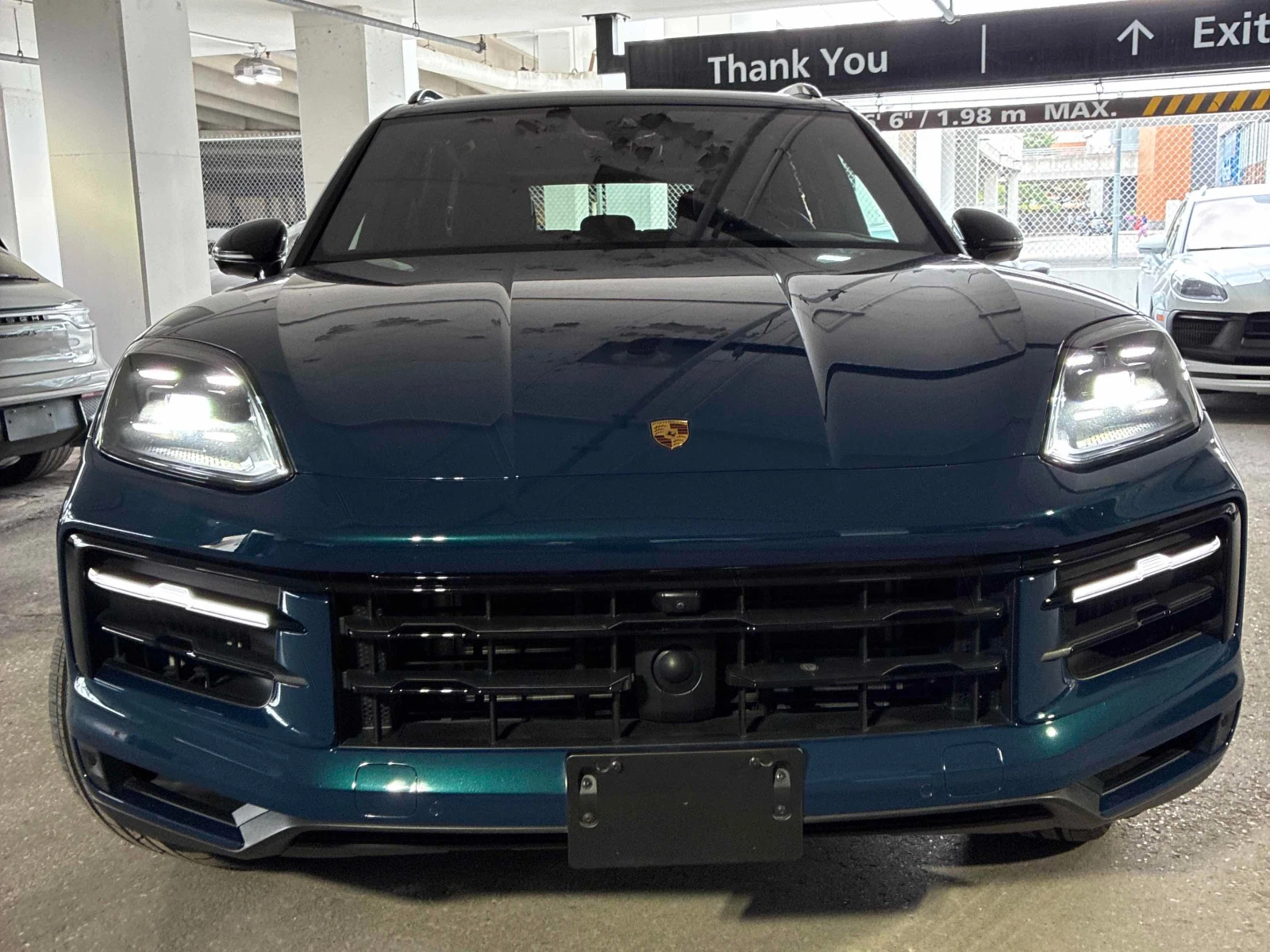Porsche Cayenne * AWD * CARFAX * ОПЦИЯ ЗА ФИНАНСИРАНЕ, снимка 6 - Автомобили и джипове - 56096072